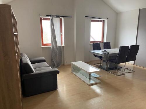 Foto - 1 Zimmer Dachgeschoßwohnung zur Miete in Höhenkirchen-Siegertsbrunn