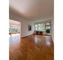 Renovierte helle 135 m² Wohnung mit Altbaucharme. - Pforzheim Nordstadt