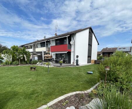 Foto - Haus mit großem Garten und Parkplatz zur Miete (Reiheneckhaus)