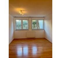 Attraktive 2-Zimmer-Souterrain-Wohnung in zentraler Lage - Laichingen
