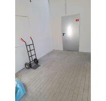 L046: Selfstorage Lagerräume zu vermieten. Selbstlager, Lagerbox, Abstellraum, Frachtraum, Haus-Wohnung-Umzug selber einlagern. Stellplatz-Möbel-Küche. Kein Seecontainer, kein Lagercontainer - Werne