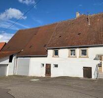 Charmantes Einfamilienhaus mit Nebengebäude und großem Garten - Pfaffenhofen