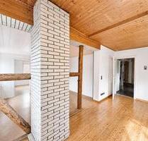 Wohnen und Arbeiten unter einem Dach – Wohnung + Gewerbe + Halle + Garten - Homberg (Efze)