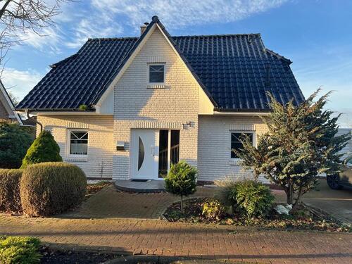 Foto - Einfamilienhaus zu vermieten - 1.500,00 EUR Kaltmiete, ca.  140,00 m²