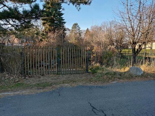 Foto - Garten abzugeben - 250,00&nbsp;EUR Kaltmiete, ca.&nbsp; 0,00&nbsp;m&sup2;