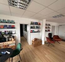 Helle Bürofläche Studio Attelier, 3 Räume mit Teeküche, 80 m² - Dettingen unter Teck