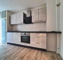 Helle 3 Zimmer Wohnung in zentraler Lage mit Balkon - Hildesheim