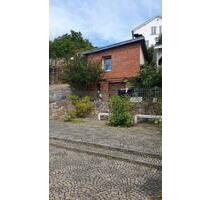 Altstadtgarten auf Rügen in Sassnitz mit kl. Ferienhaus