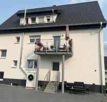 Bad Buchau – Moderne 3-Zimmer-EG-Wohnung mit Garage