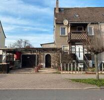 Doppelhaushälfte mit großem Garten und Poolhaus - Greußen