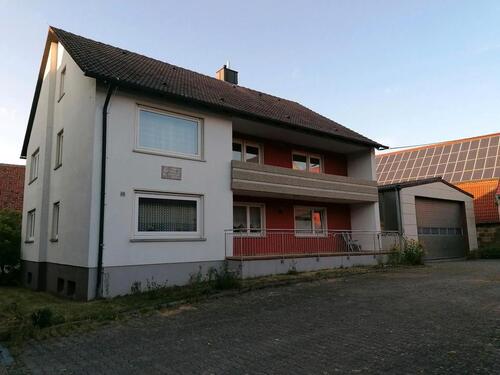 Foto - Etagenwohnung zur Miete in Adelshofen