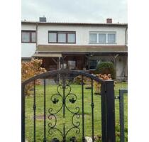 Familienfreundliches Reihenmittelhaus mit Keller und Nebengebäude - Finsterwalde