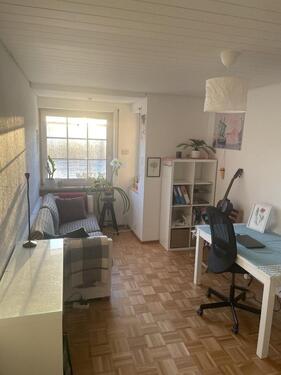 Foto - Schöne 2 ZW Mainblick, Balkon - 480,00&nbsp;EUR Kaltmiete, ca.&nbsp; 33,00&nbsp;m&sup2;