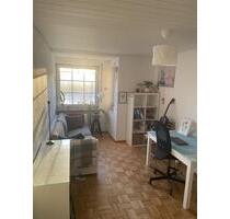 Schöne 2 ZW Mainblick, Balkon - 480,00&nbsp;EUR Kaltmiete, ca.&nbsp; 33,00&nbsp;m&sup2; in Würzburg (PLZ: 97082) Steinbachtal