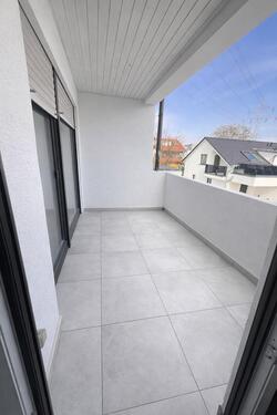 Foto - Erstbezug! Hochwertige 3-Zimmer Wohnung mit Loggia & neuer Küche