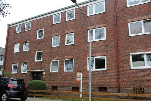 Foto - TT bietet an: Helle und freundliche 3-Zimmer-Mietwohnung mit Balkon in Heppens!