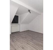 Erstbezug- renovierte 2 Zimmer Wohnung in 45326 Altenessen- Süd