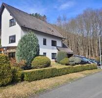 Einfamilienhaus mit Einliegerwohnung und großem Garten - Schwarzatal