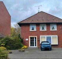 Freistehende Stadtvilla 1-2 Wohneinheiten, Garage +4 Stellplätze - Recklinghausen Grullbad