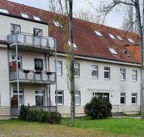 Gemütliche 2-Raumwohnung im Dachgeschoß in beliebter Wohnlage - Merseburg