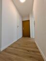 Foto - Stabile Kapitalanlage: modernisierte 3-Raum-Wohnung mit EBK