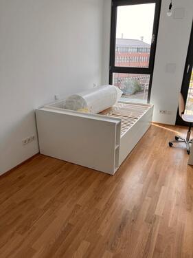 Foto - 1 Zimmer Dachgeschoßwohnung zur Miete in Berlin
