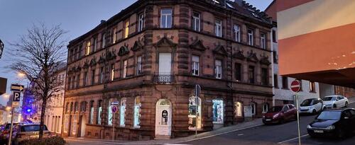 Foto - Der ungewöhnliche Laden Wizzard-Inn wird frei