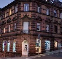 Der ungewöhnliche Laden Wizzard-Inn wird frei - Pirmasens