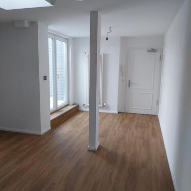 Foto - Dachgeschoss Mitte Brüsseler Kiez nahe Charite Beuth Uni 2,5 Zim.