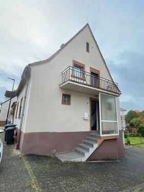 Foto - Haus mit Garten - 950,00 EUR Kaltmiete,
