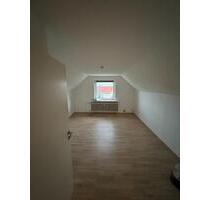 2 Zi. DG Wohnung - 470,00&nbsp;EUR Kaltmiete, ca.&nbsp; 44,00&nbsp;m&sup2; in Göttingen (PLZ: 37079) Elliehausen / Esebeck