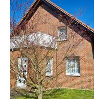 Traumhaftes Eck-Einfamilienhaus in Schönebeck mit Garten & Garage - Schönebeck (Elbe)