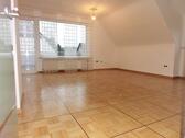 Foto - 2.5 Zimmer Dachgeschoßwohnung zur Miete in Köln