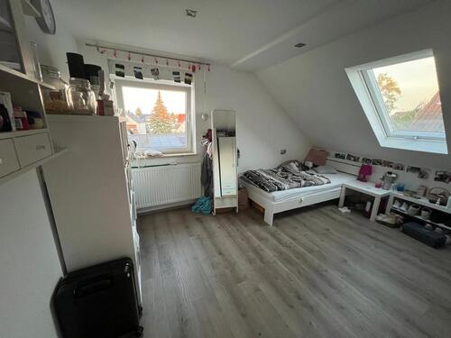 Foto - WG Zimmer - Zimmer - Wohnung - ZKB - zu vermieten an Studenten