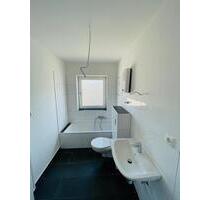 Erstbezug nach Renovierung! Freundliche 3-Zimmer-Wohnung mit Balkon in Menden - Menden (Sauerland)