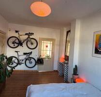 ANFRAGESTOPP Lichtdurchfluchtete Wohnung mit Altbaucharme - Bremen Östliche Vorstadt