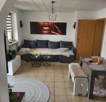 4-Zimmer-Wohnung in ElsendorfMitterstetten 4-Zimmer-Wohnung in ElsendorfMitterstetten