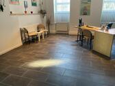 Foto - Nachmieter für Büroraum mit Parkplätzen