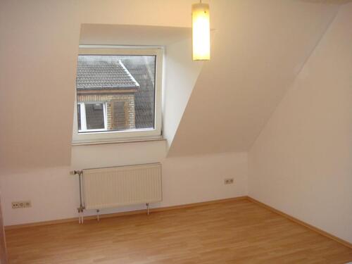 Foto - Ma-Neckarstadt, 20qm, renoviert, EBK, Stellplatz, ab sofort