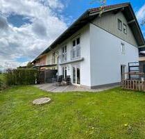 **NEU** Großzügiges Reiheneckhaus in Stadtrandlage von Plattling