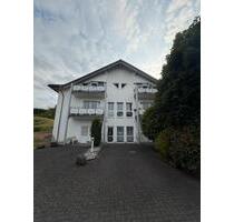 Schöne, lichtdurchflutet 63 m² Wohnung in Friedewald - Steinebach/Sieg