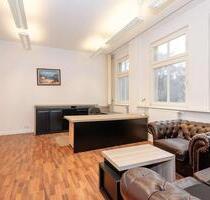 Ruhige Altbau-Bürofläche im 2. OG – Hinterhaus der Potsdamer Straße 141 – verfügbar ab 15.09.2025 - Berlin Mitte