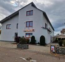 Meitingen – Herbertshofen Restaurant mit Terrasse und großem Parkplatz