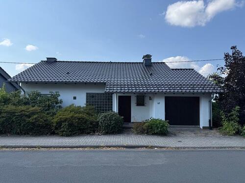 Foto - Freistehendes Einfamilienhaus mit Garage & Südterrasse in Siegen