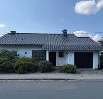 Freistehendes Einfamilienhaus mit Garage & Südterrasse in Siegen
