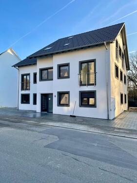 Foto - Moderne 4,5-Zimmer-Wohnung in Böbingen a.d.R