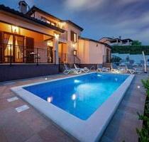 Charmante, voll ausgestattete Villa mit privatem Pool - Ralingen Charmante, voll ausgestattete Villa mit privatem Pool - Ralingen