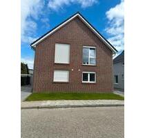 Neubau 3 Zimmer Doppelhaushälfte zum 01.06.2026 - Varel