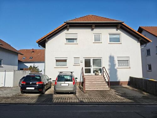 Foto - Attraktive Dachgeschosswohnung in ruhigem Mehrfamilienhaus