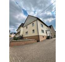 Älteres Wohnhaus nähe Simmern zu verkaufen - Simmern/Hunsrück